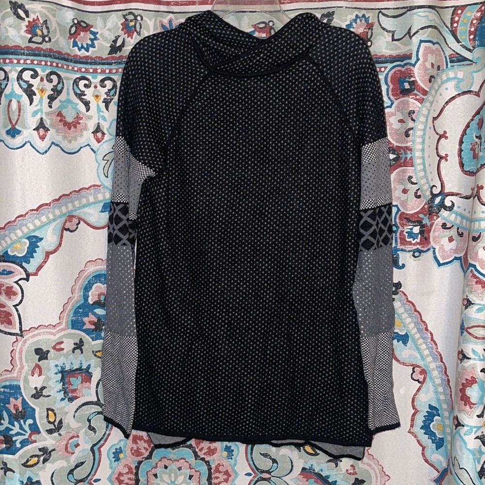 XL Krimsom Klover sweater. EUC.